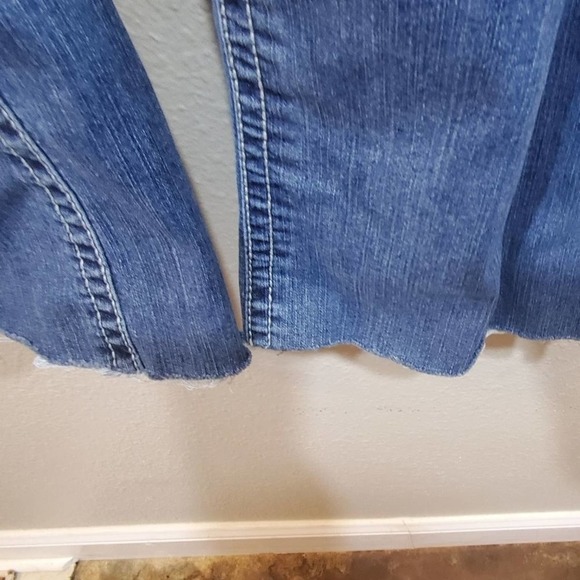 YMI distressed Medium Wash Stretch skinny jeans Plus‎ Size 24 - Picture 2 of 12